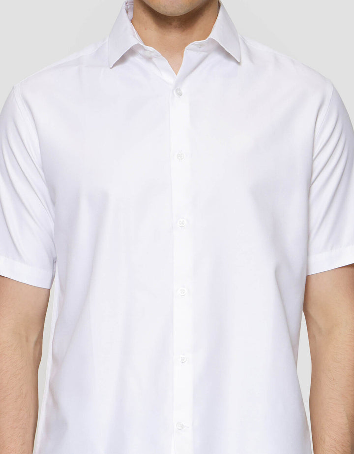 Cole Slim Fit Texture Dobby Kemeja Pria