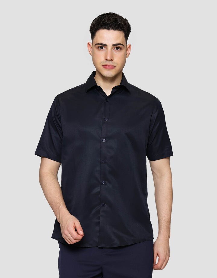 Cole Slim Fit Texture Dobby Kemeja Pria