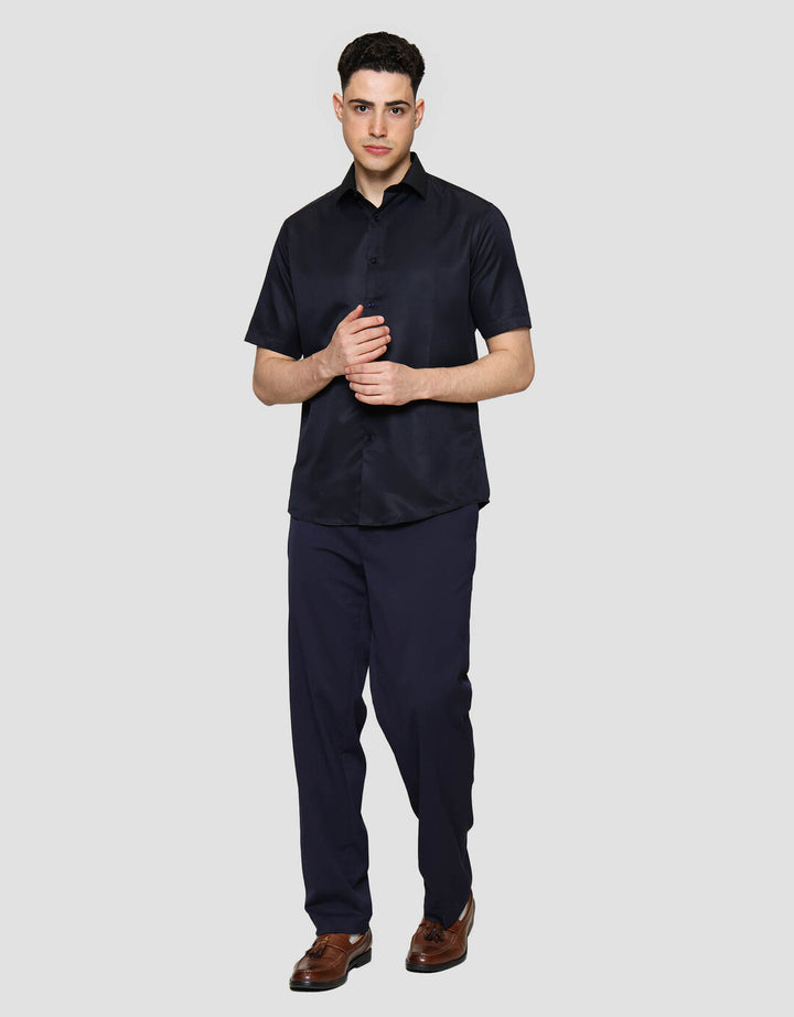 Cole Slim Fit Texture Dobby Kemeja Pria
