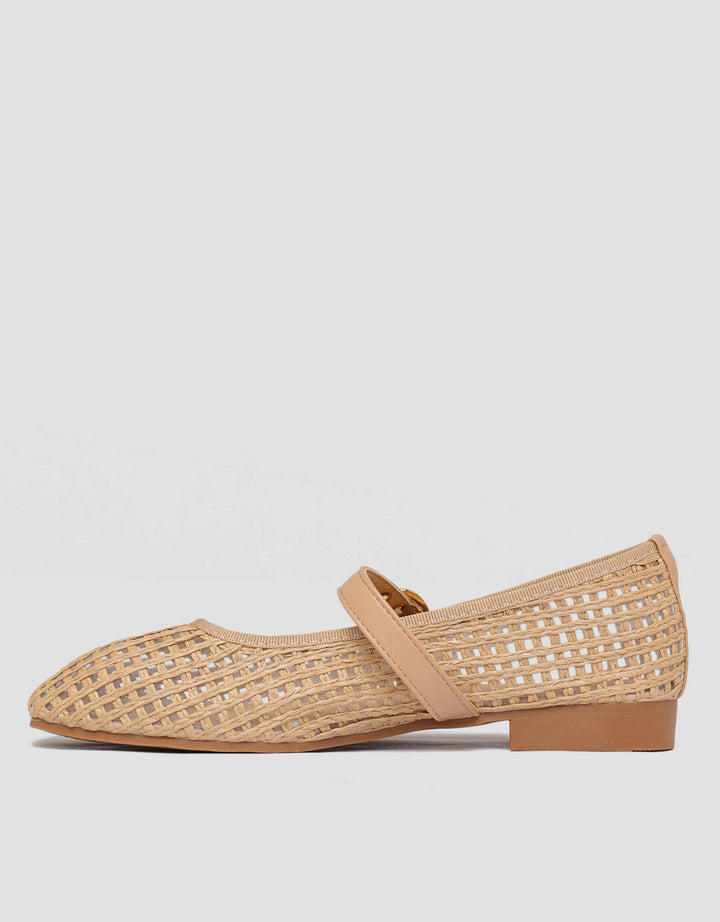 Connexion Women's Flat Shoes Dzh15