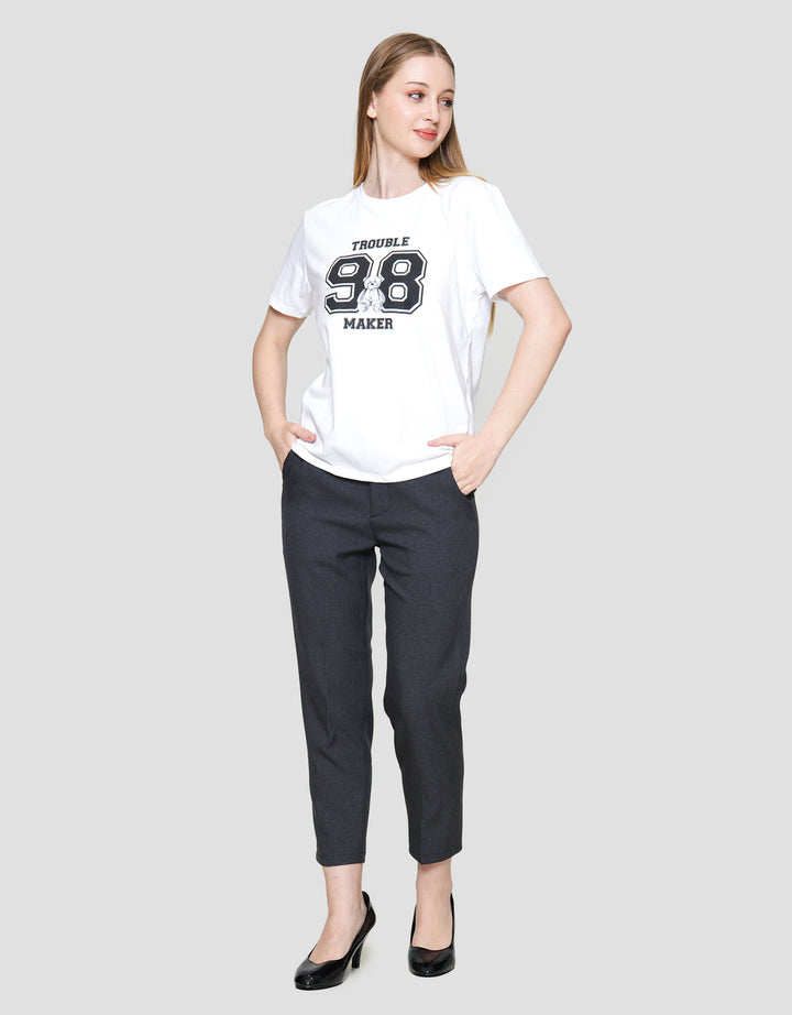 Nevada Solid Reguler Cvc Bear Trouble Maker Kaos Wanita