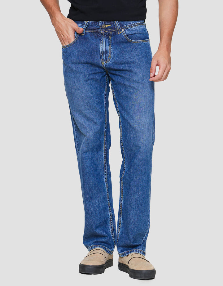 Lois Straight Fit Jeans Casual Celana Denim Pria