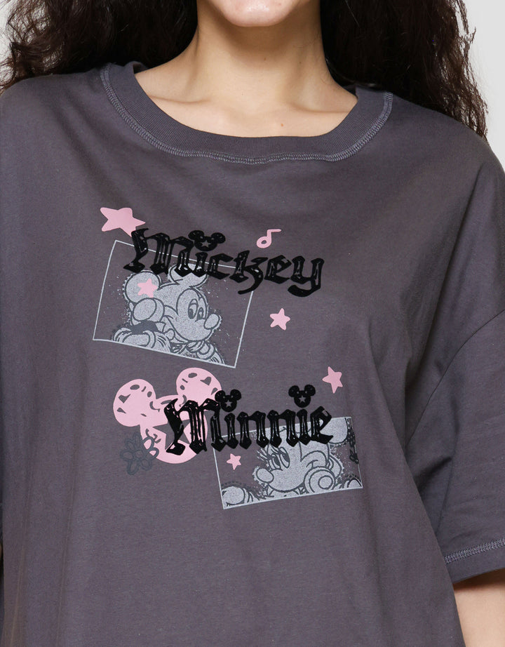 Disney Oversize S24 Print Mickey Mouse Kaos Lengan Pendek Wanita