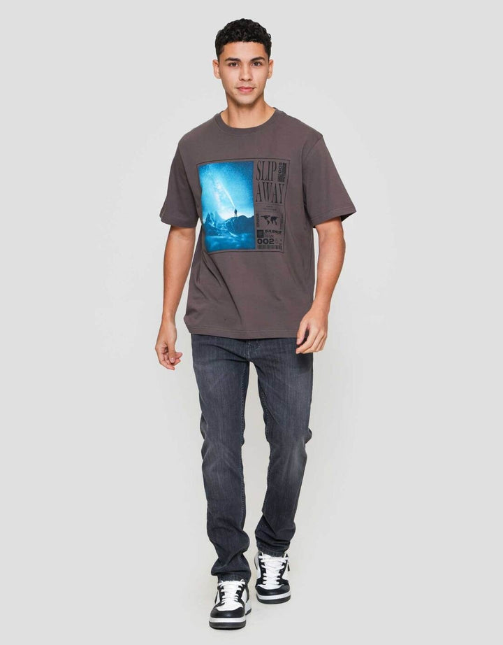 Nevada Photoprint Theme Space - Slip Away Kaos Pria