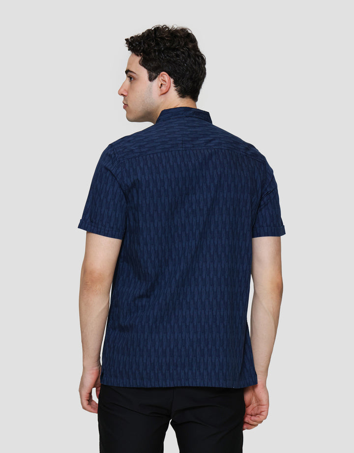 Cole Iregular Stripe Kemeja Lengan Pendek Pria