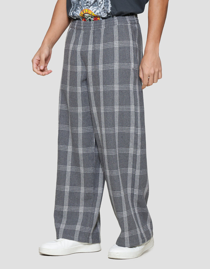 Nevada Woven Pull On Checked Loose Fit Celana Panjang Pria