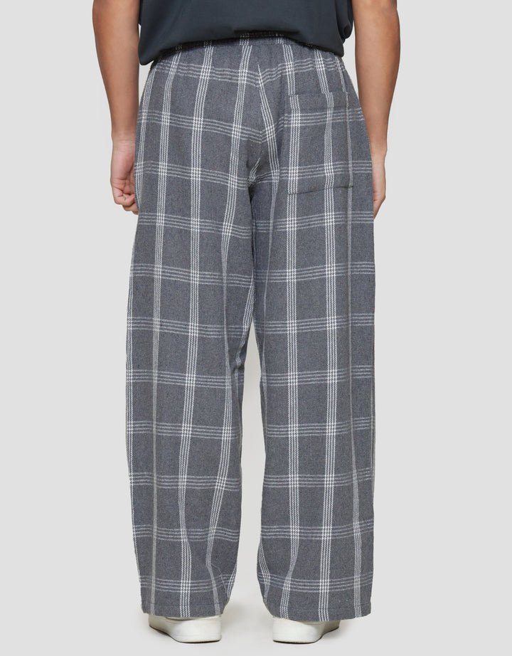 Nevada Woven Pull On Checked Loose Fit Celana Panjang Pria