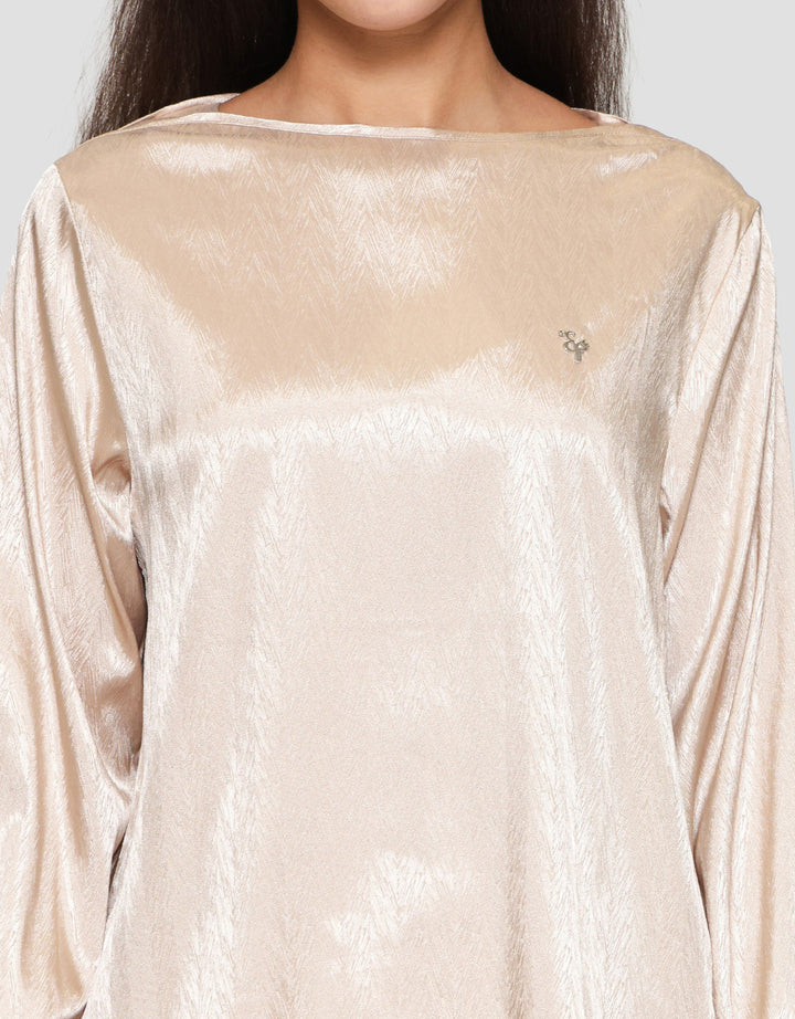 Expand Niuma Blouse Wanita