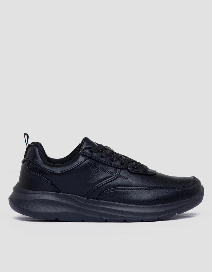 COLE CASUAL SEPATU SNEAKERS PRIA