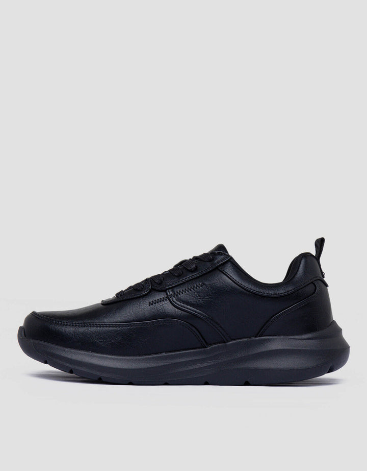 COLE CASUAL SEPATU SNEAKERS PRIA