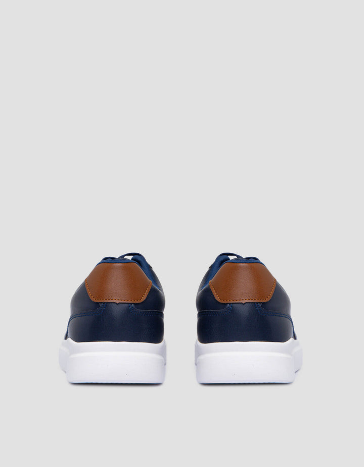 Cole Will Sepatu Sneakers Pria