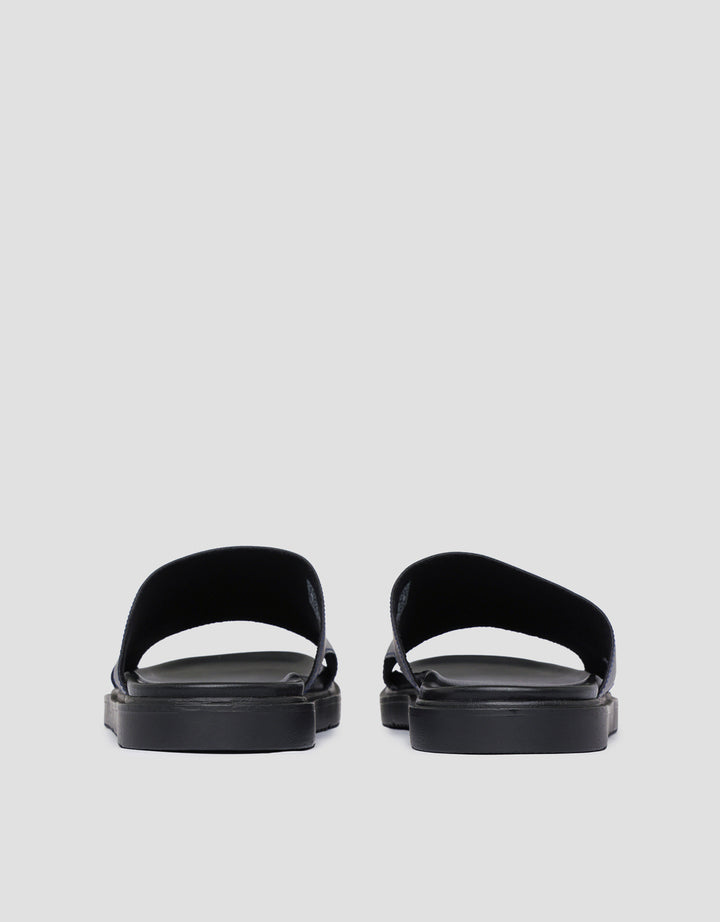 Cole Simply Sandal Slipper Pria