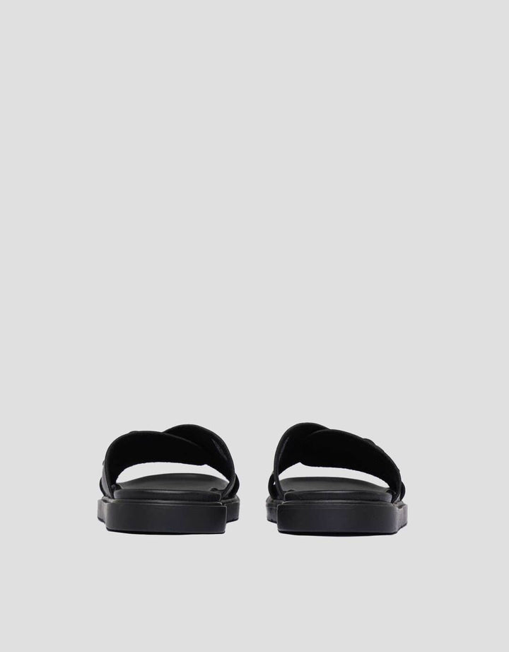 Cole Fashion Sandal Slipper Pria