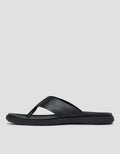 Cole Isaac Sandal Flip Flop Pria