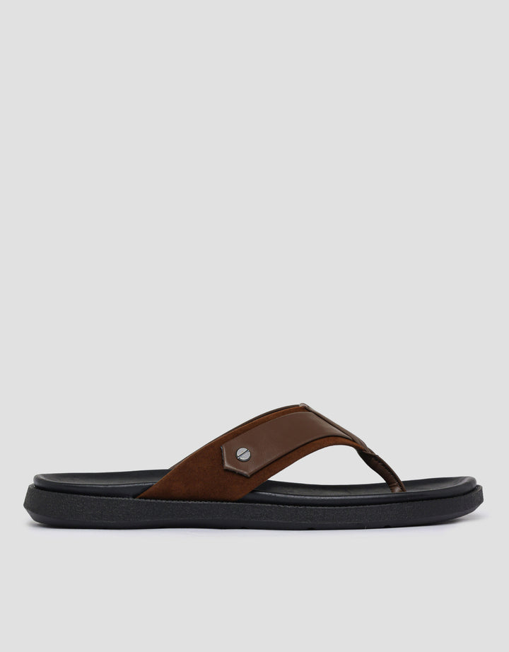 Cole Isaac Sandal Flip Flop Pria