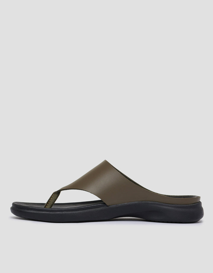 Cole Mason Sandal Flip Flop Pria