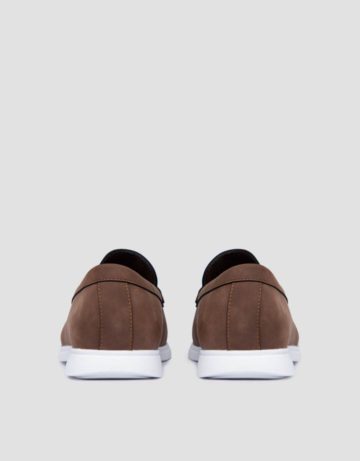 Cole Sepatu Loafer Pria