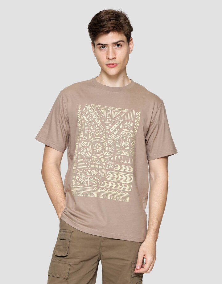 Nevada Print Theme Totem Kaos Lengan Pendek Pria