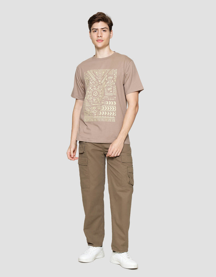 Nevada Print Theme Totem Kaos Lengan Pendek Pria