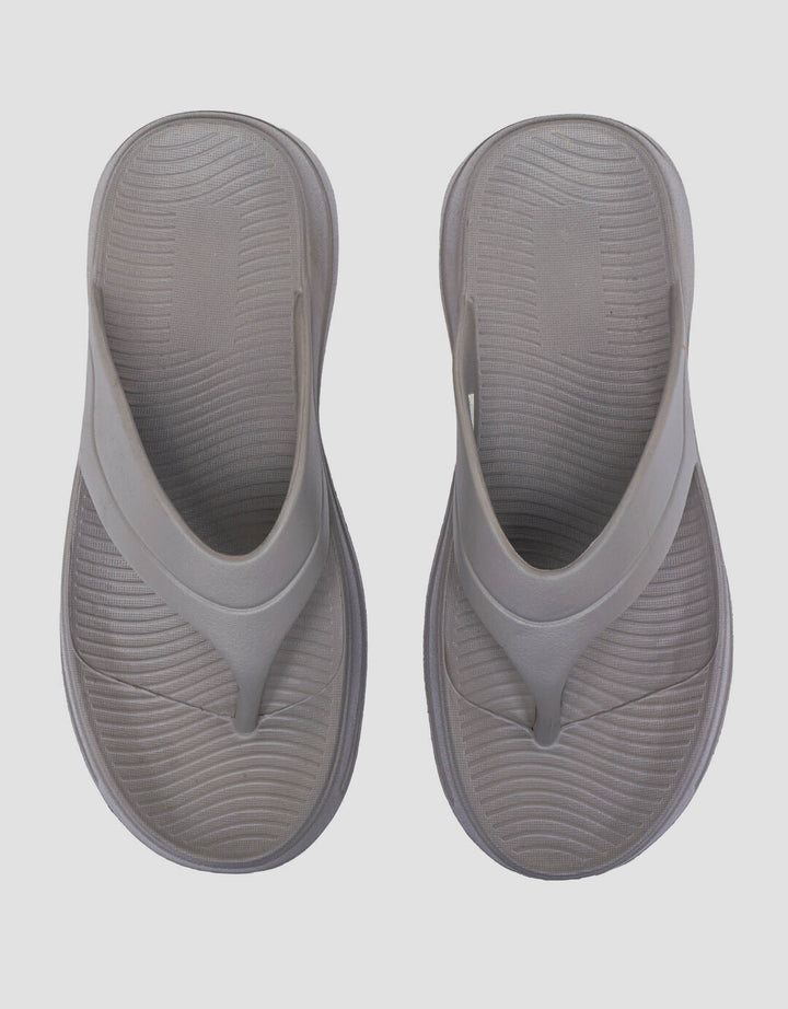 Nevada Y-Strap Sandal Flip Flops Pria