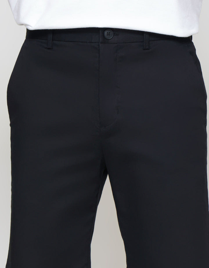 ZES Casual Basic Celana Pendek Pria SCD201