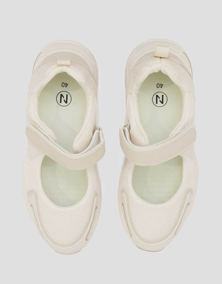 Nevada Pascal Sepatu Slip On Wanita