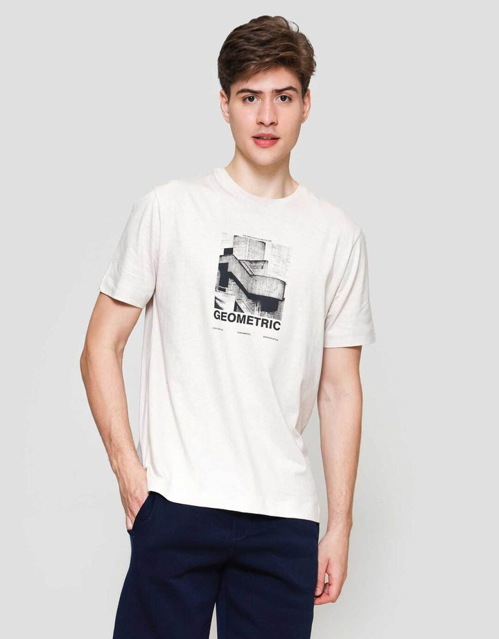 Cole Graphic Geomtric Sketch Building Kaos Pria