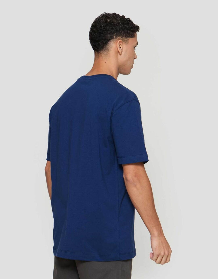 Cole Graphic Gradation Lines Kaos Pria