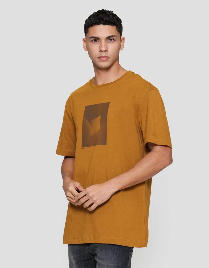 Cole Graphic Geometric Kaos Pria