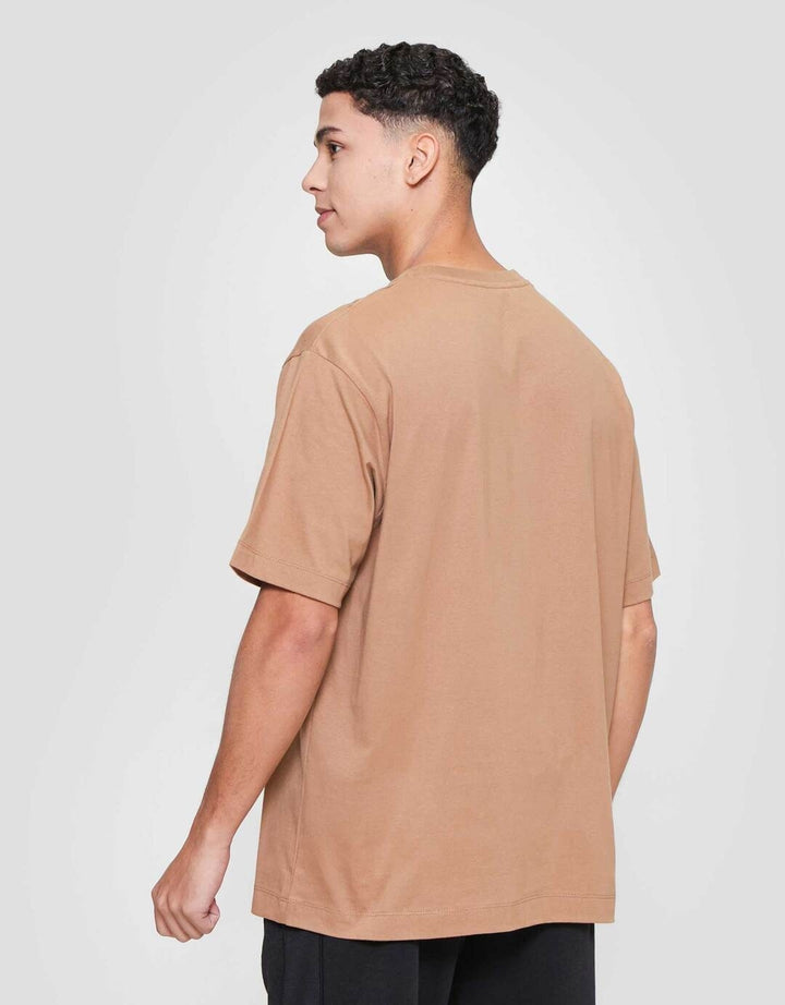 Cole Graphic Dtf Bluring Border Kaos Pria