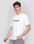 Cole Graphic Building Embroidery Kaos Lengan Pendek Pria