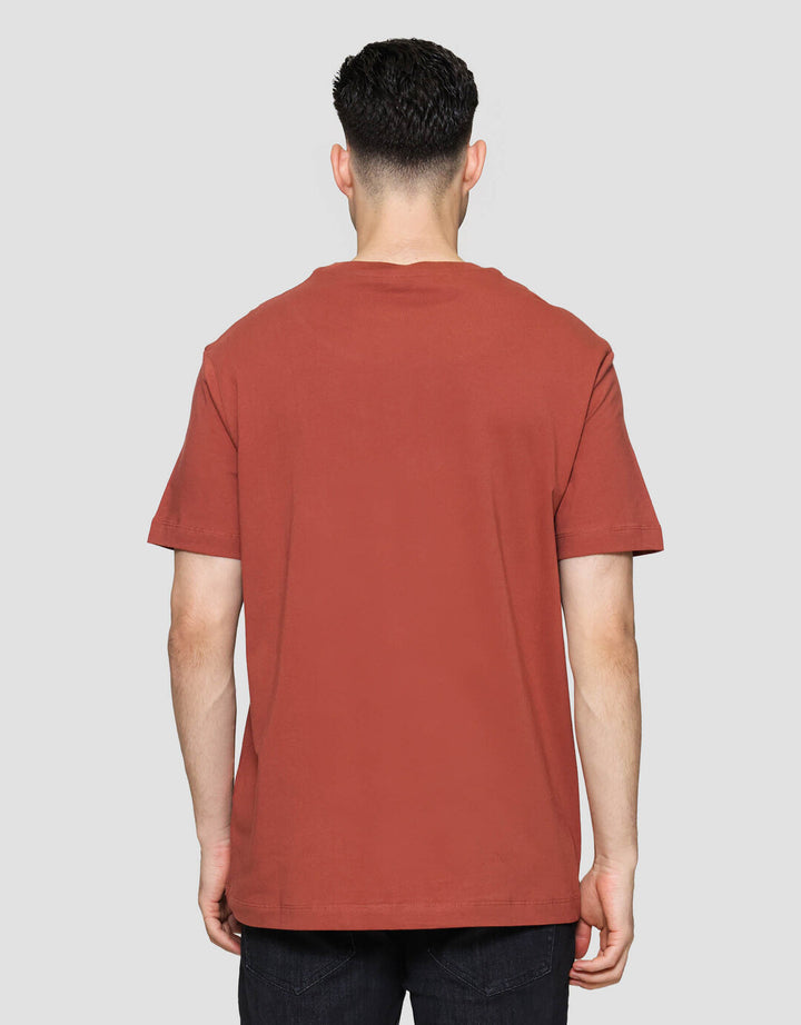 Cole Graphic Embroidery Ind Kaos Lengan Pendek Pria