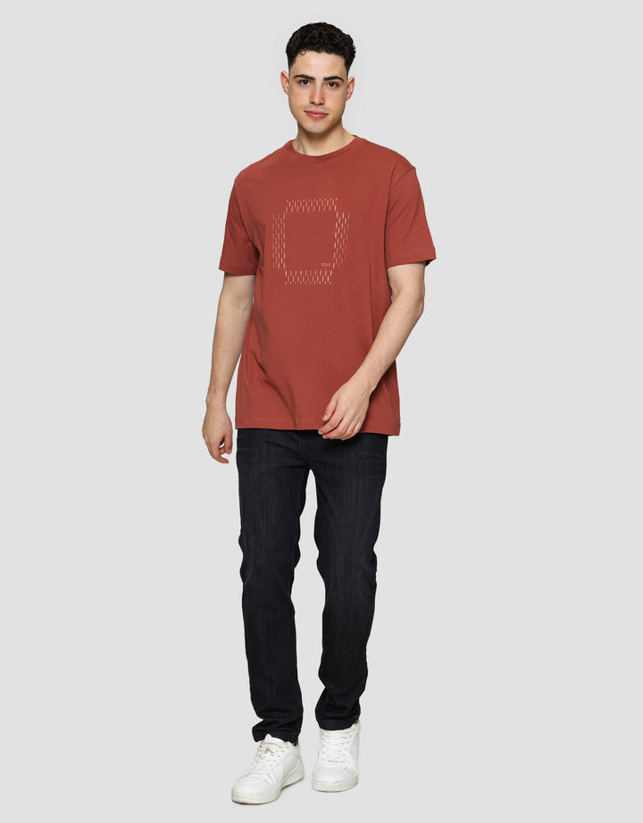Cole Graphic Embroidery Ind Kaos Lengan Pendek Pria