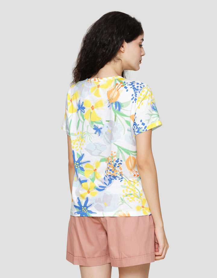 Connexion Full Print Flowers Kaos Lengan Pendek Wanita
