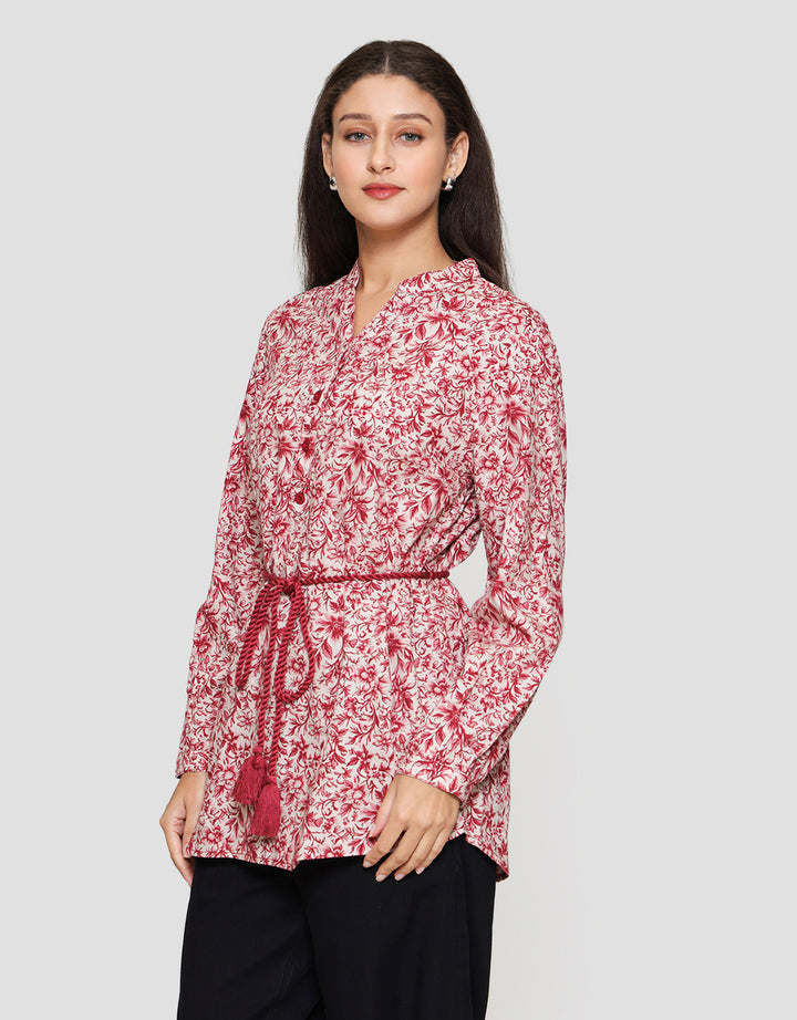 Expand Curesa Blouse Wanita