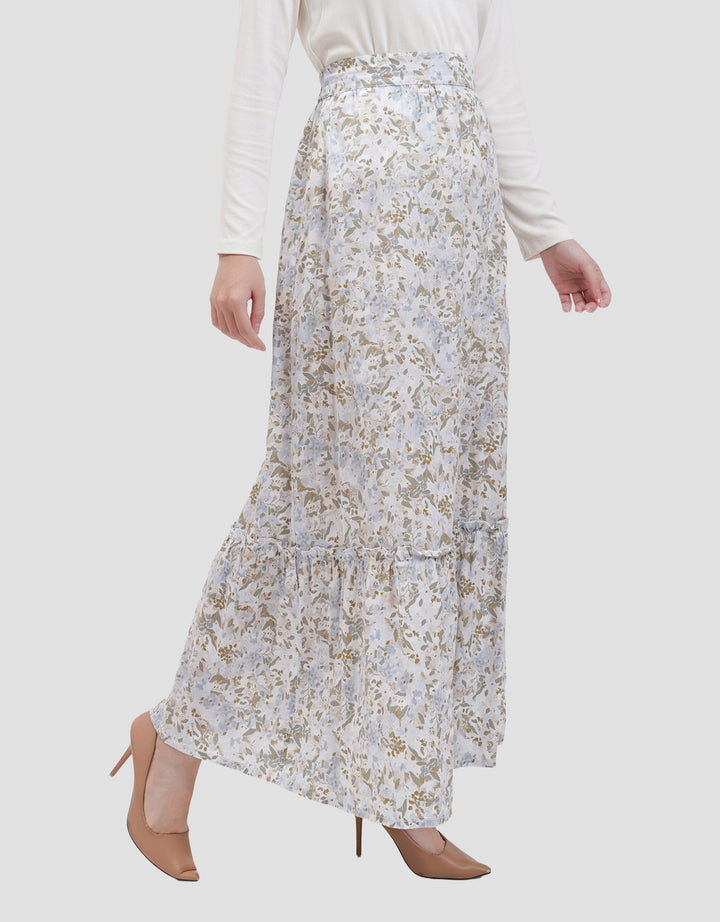 Exit Amara Rok Wanita