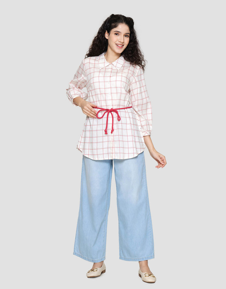 Expand Koli Blouse Wanita