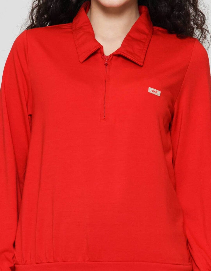 Exit Ila Kaos Wanita