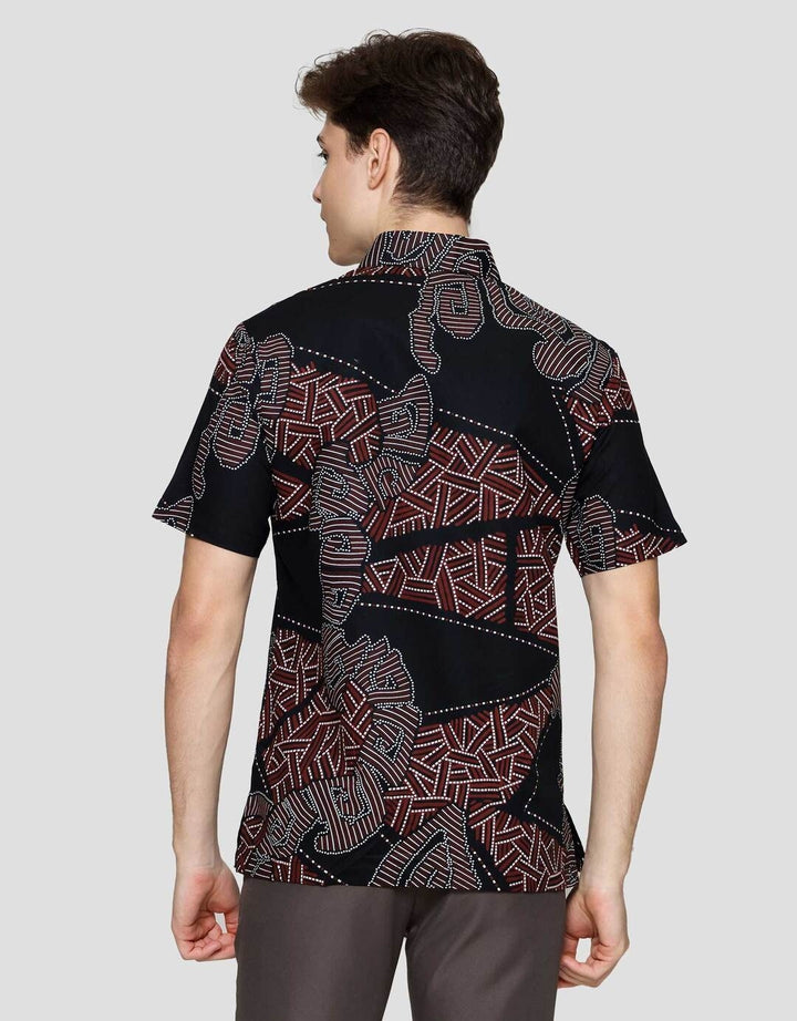 Arjuna Weda Gelaran Titik Sewu Kemeja Batik Pria