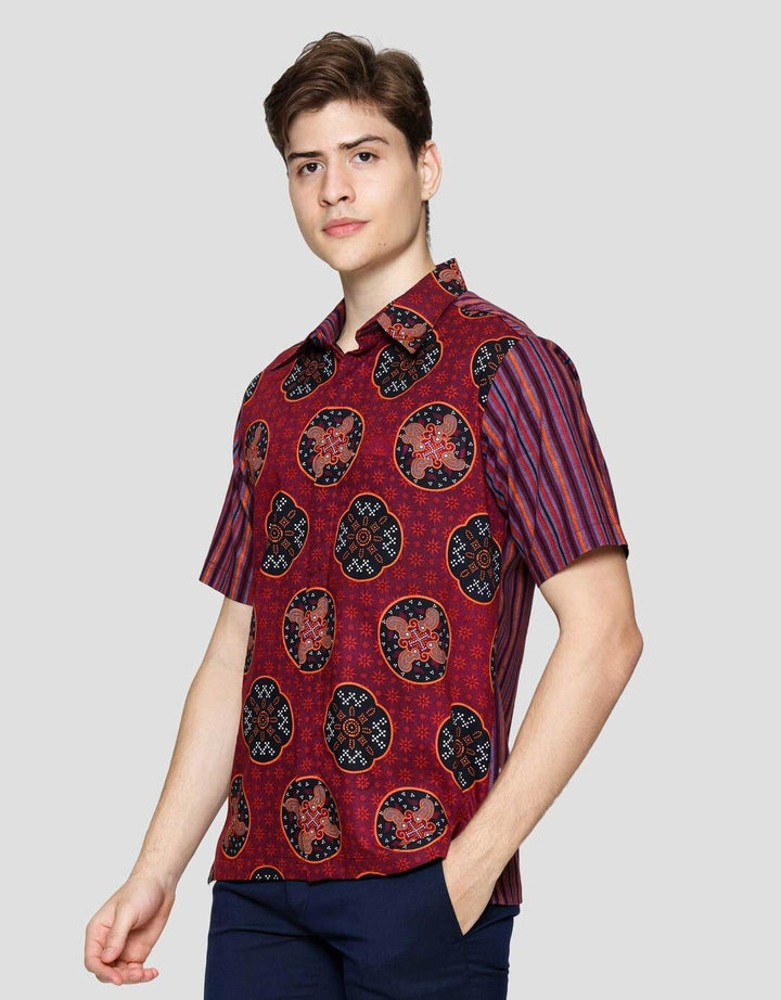 Arjuna Weda Hem Batik Lurik Jlmaprang Pria