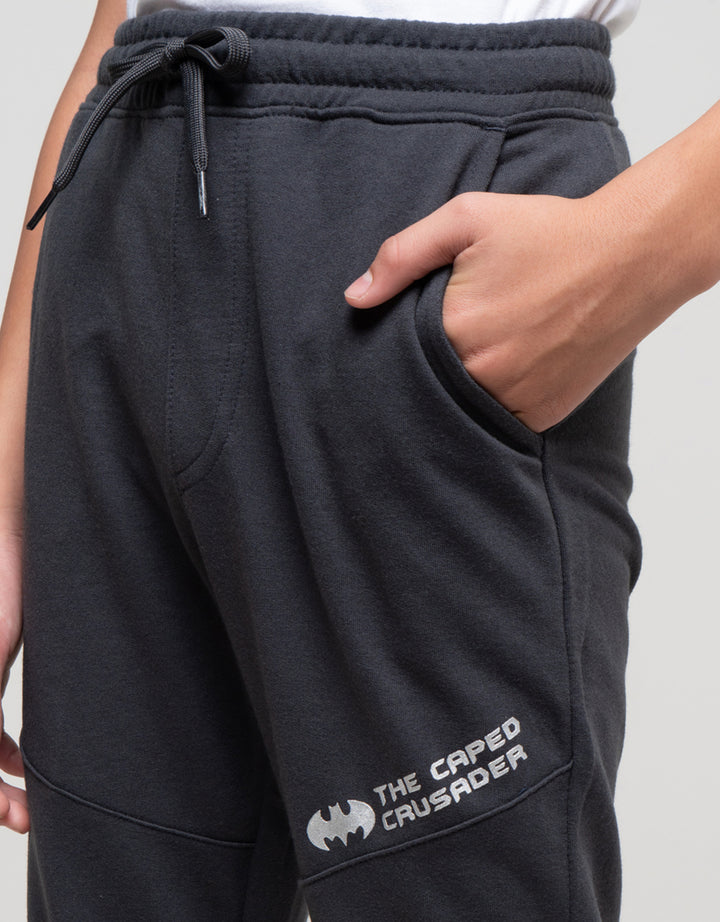 Character Batman Logo Cut Sewn Jogger Anak Laki-laki