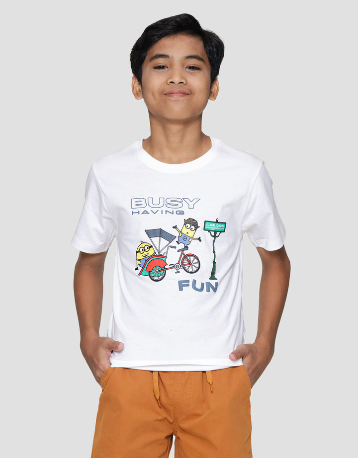 Character Minions Bello Local Becak Kaos Anak Laki-laki