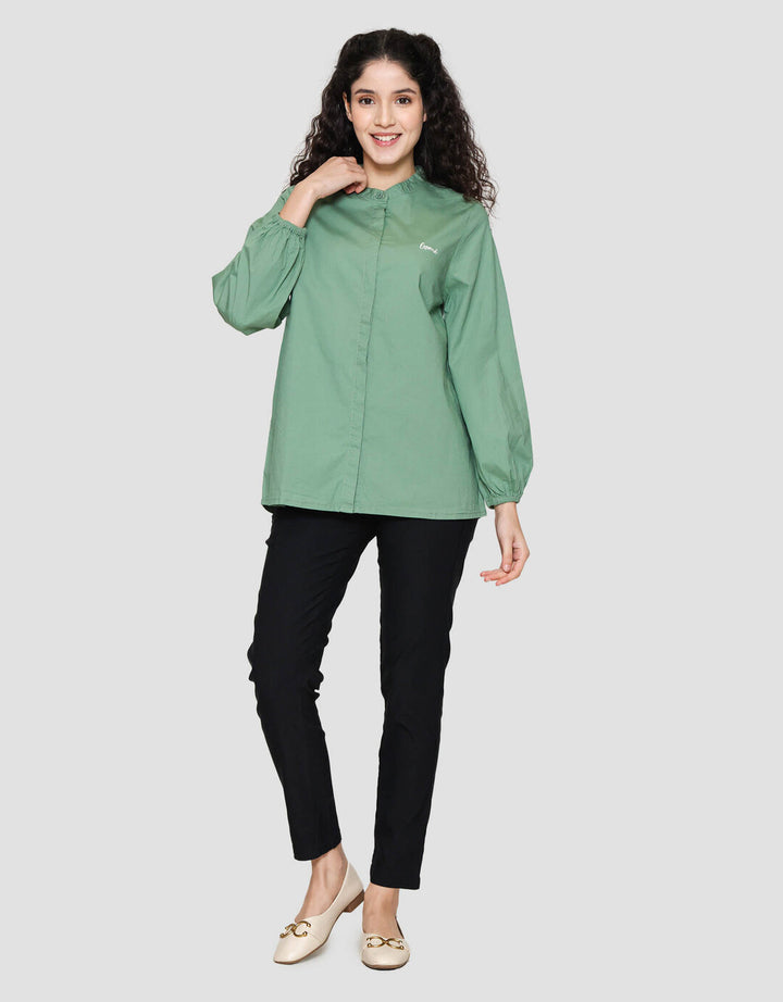 Expand Uviya Blouse Wanita