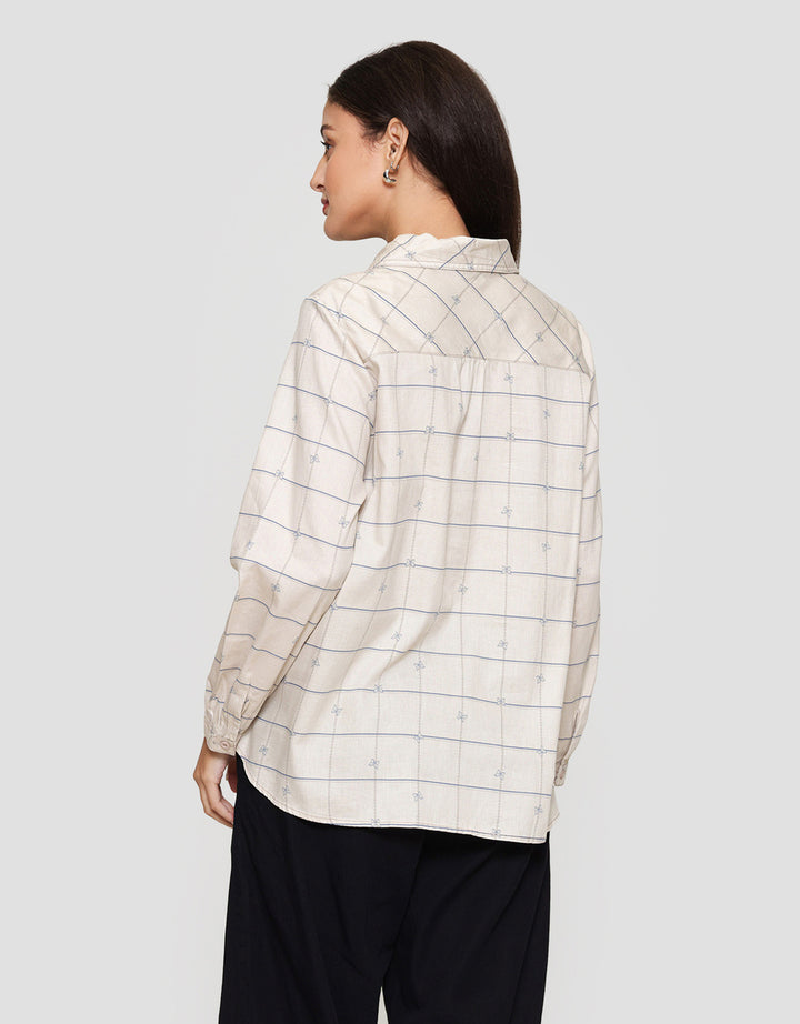 Expand Omilsa Blouse Wanita