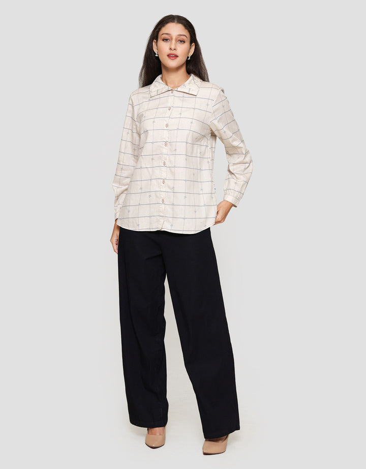 Expand Omilsa Blouse Wanita