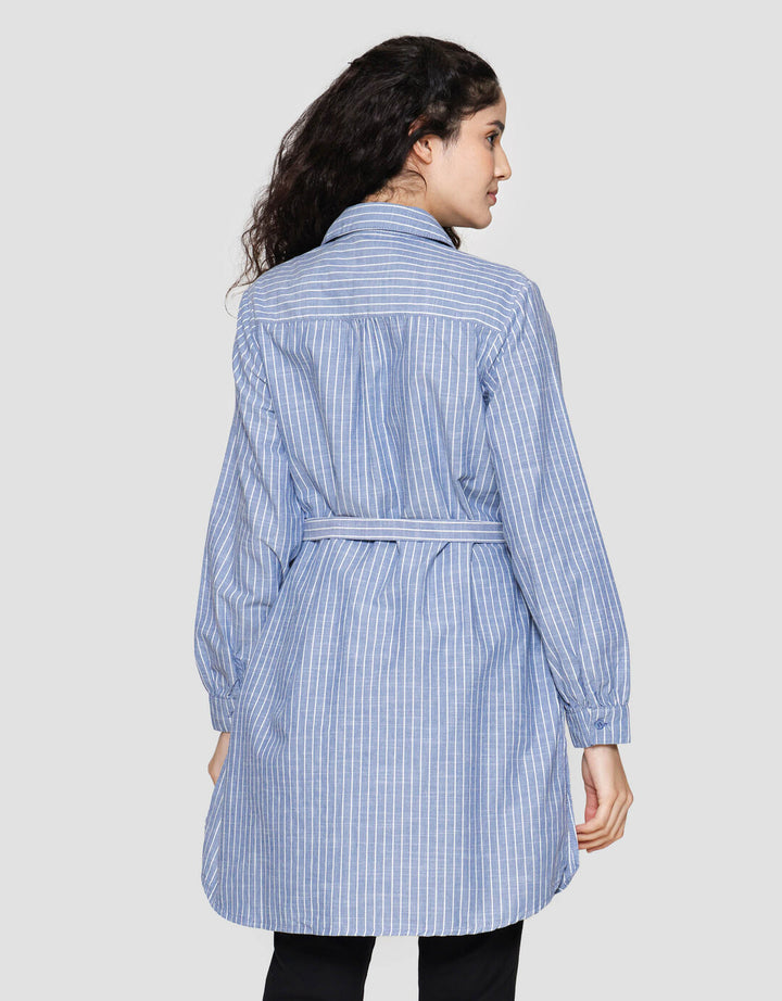 Expand Teca Blouse Wanita