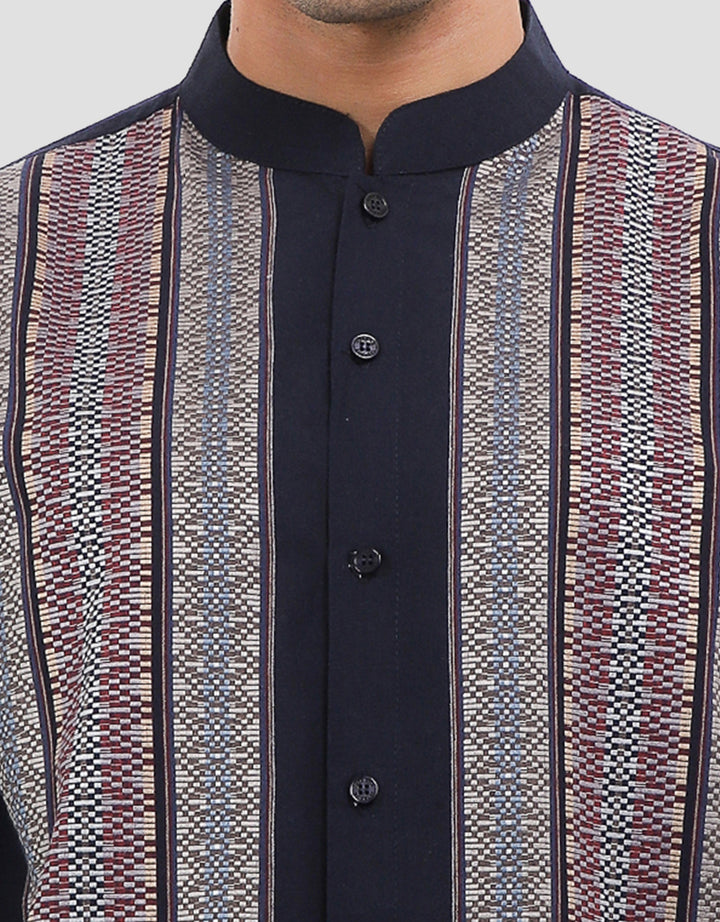 Intresse Lake Peddar Baju Koko Lengan Panjang Pria