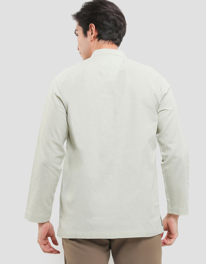 Intresse Apple Isle Baju Koko Lengan Panjang Pria