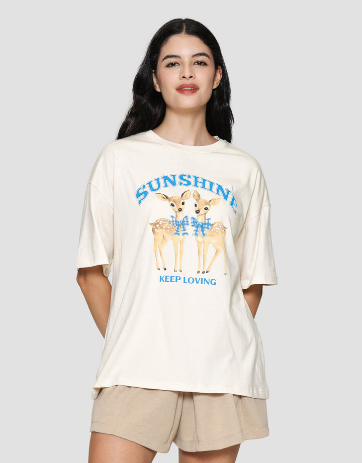 Nevada Deer Sunshine Kaos Oversize Wanita