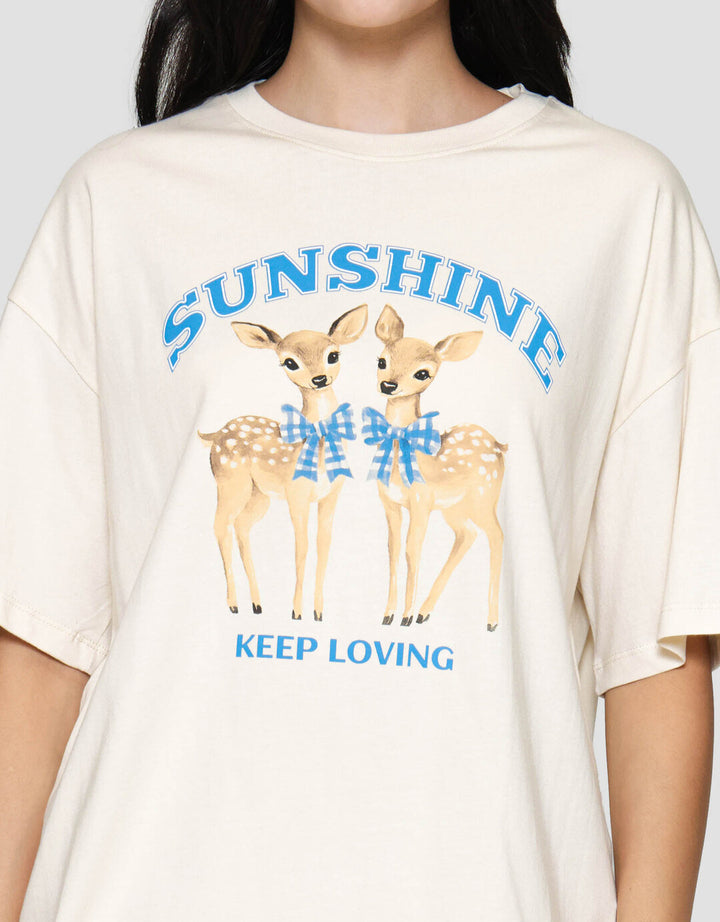 Nevada Deer Sunshine Kaos Oversize Wanita
